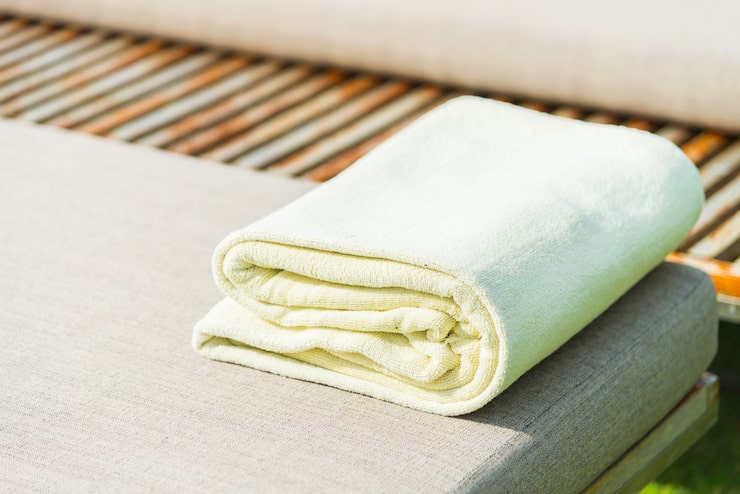 woven throw blanket