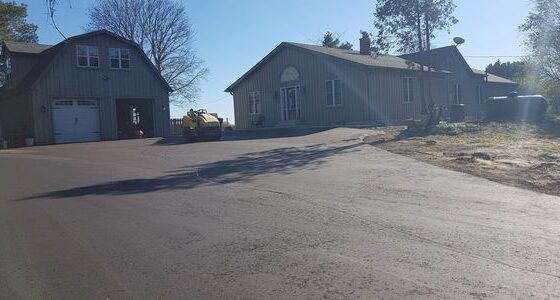 residential asphalt paving