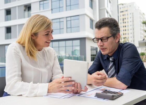 find an estate agent online